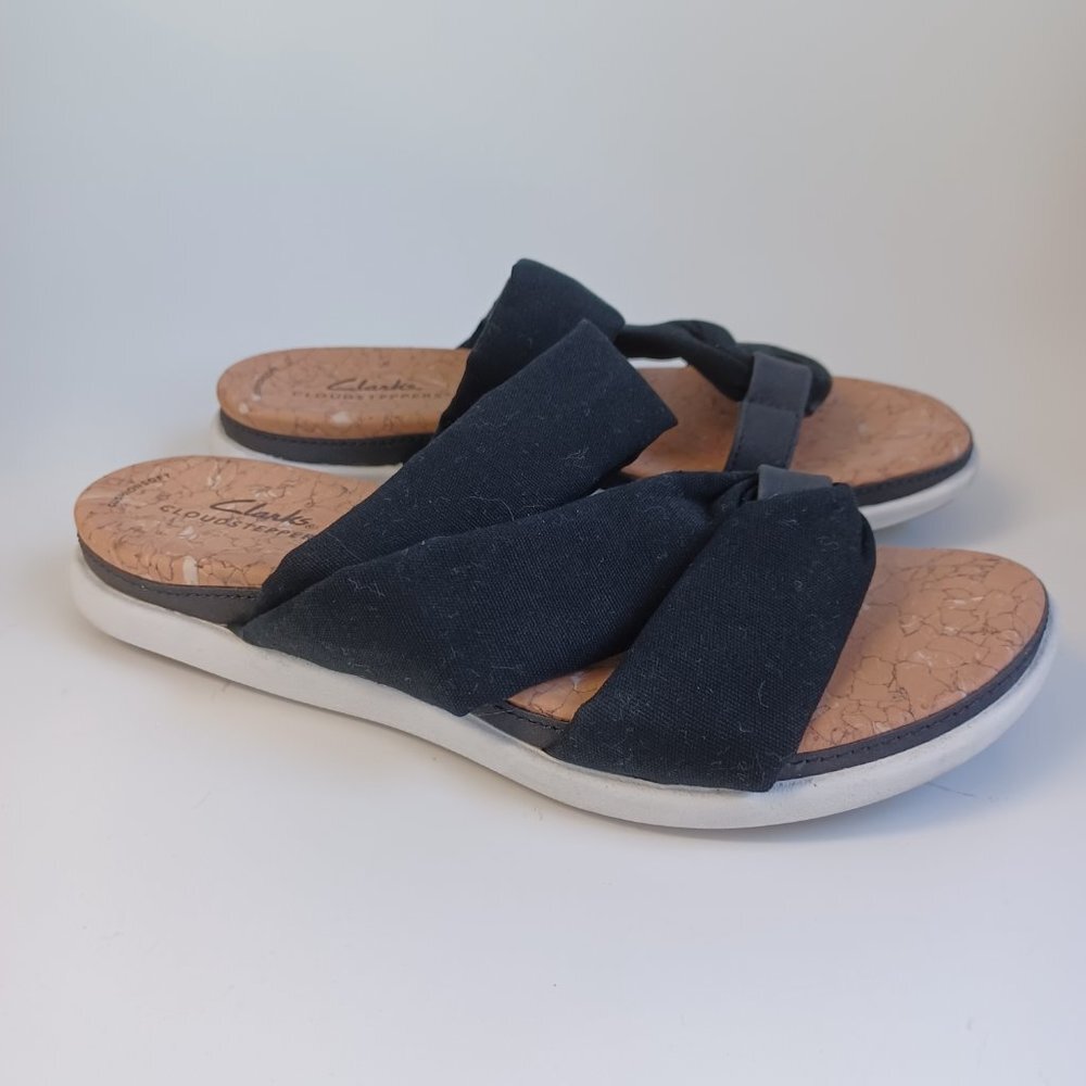 Clarks Cloudsteppers Sandals Womens US‎ size 7 M Black Slip On Casual Comfort